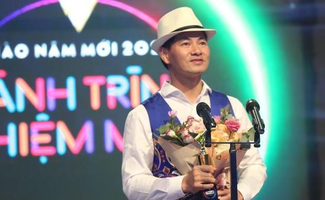 Hồng Diễm vượt qua NSND Thu H&agrave; tại VTV Awards 2021 ảnh 3