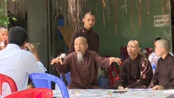 Khởi tố vụ lợi dụng tôn giáo, từ thiện để trục lợi tại "Tịnh Thất Bồng Lai"