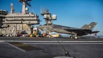 Mỹ gấp rút trục vớt F-35 rơi ở Biển Đông, sợ Trung Quốc ‘cướp’ công nghệ tối mật