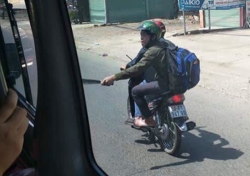 canh sat niem phong nhieu oto tren pho co ha noi