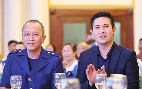 quang ninh duoc treo thuong mot ty dong cho tran dau tien o vleague