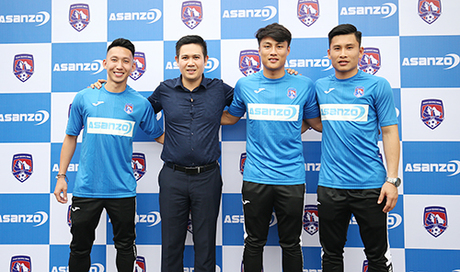 quang ninh duoc treo thuong mot ty dong cho tran dau tien o vleague