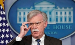 ngoai truong my nhieu lan bat dong voi john bolton