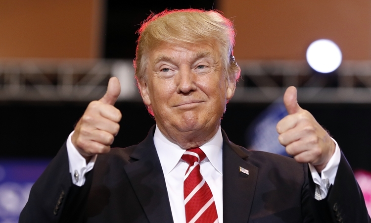 Những lần Trump trụ vững trước bão táp nhung lan trump tru vung truoc bao tap