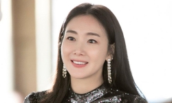 Choi Ji Woo khiến fan thích thú trong 