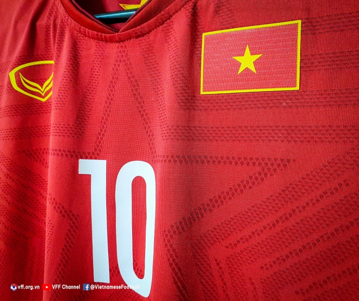 Trực tiếp bóng đá Việt Nam 2-0 Trung Quốc: Tiến Linh ghi bàn - 7