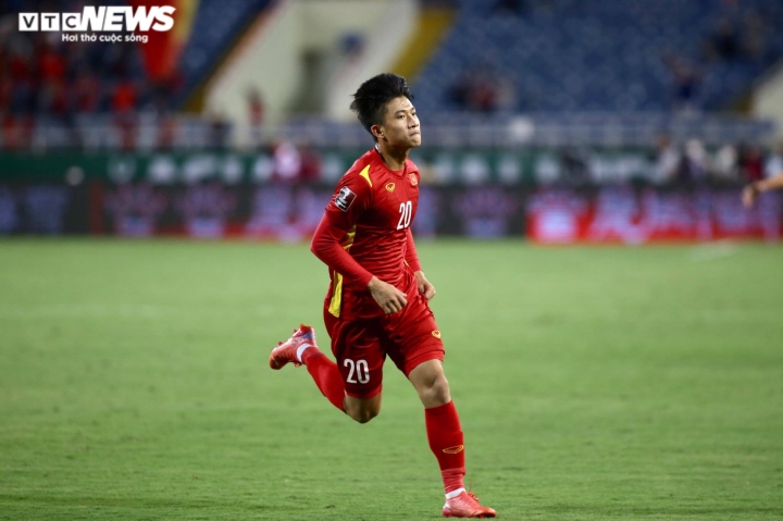 BLV Quang Huy: 'Hồ Tấn Tài là hậu vệ phải số 1 của tuyển Việt Nam' - 2