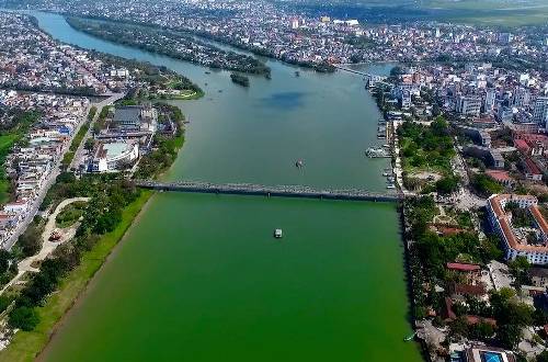 hue cham tre trinh unesco ho so canh quan doi bo song huong