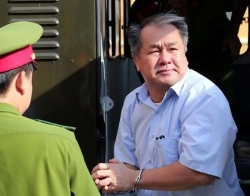 de nghi truy to nguyen tong giam doc dongabank tran phuong binh