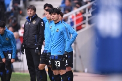 cong phuong lap hat trick tren san tap san sang ra tran cho incheon united