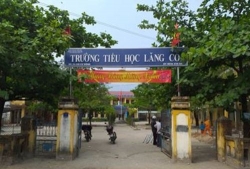 co gai an do nuot so trang suc tri gia 65000 usd vao bung