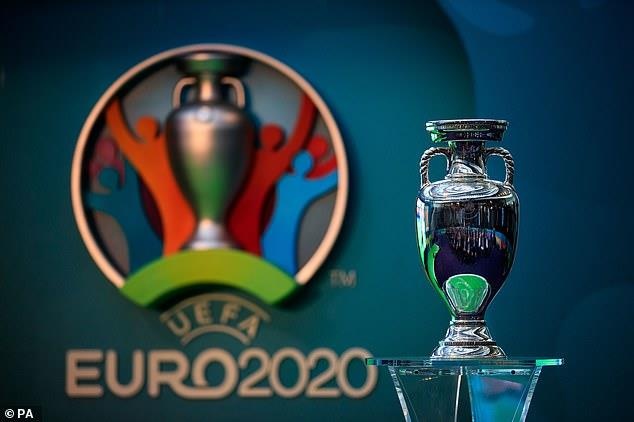 uefa doi khoan tien boi thuong khong lo de hoan euro 2020