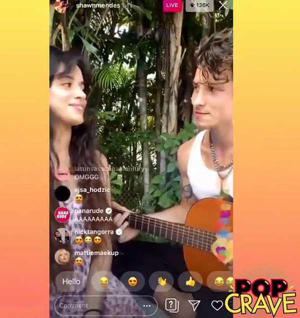 Shawn Mendes cởi trần đi dạo với Camila Cabello shawn mendes coi tran di dao voi camila cabello