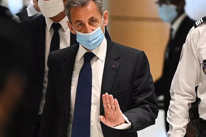 Tương lai của cựu Tổng thống Pháp Sarkozy sau phán quyết lịch sử của tòa án