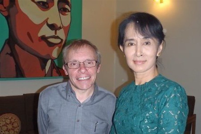 Vụ bắt giữ cố vấn của bà Suu Kyi làm lộ \'tin mật\' - 1