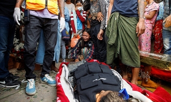 Gần 60 người chết trong một ngày biểu tình ở Yangon