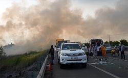 oto tong xe container tren cao toc long thanh 2 nguoi chet