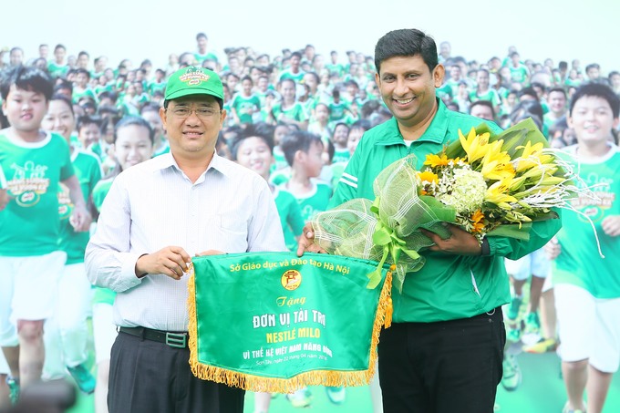 20000 hoc sinh tham du ngay hoi di bo 2018