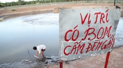 bom con nguyen thuoc no trong vuon nha dan o ha tinh