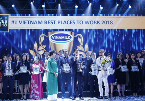 vinamilk 2 nam lien dung dau top 100 noi lam viec tot nhat viet nam