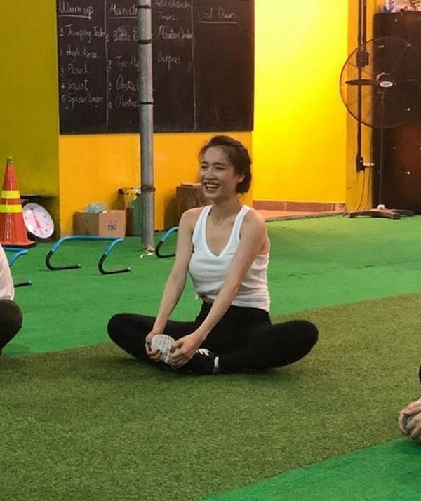 nha phuong bi soi vong 1 bat thuong khi khoe anh di tap gym