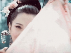 Nhan sắc hiếm có 360 độ không góc chết của tiên nữ tộc người đẹp nhất Trung Á