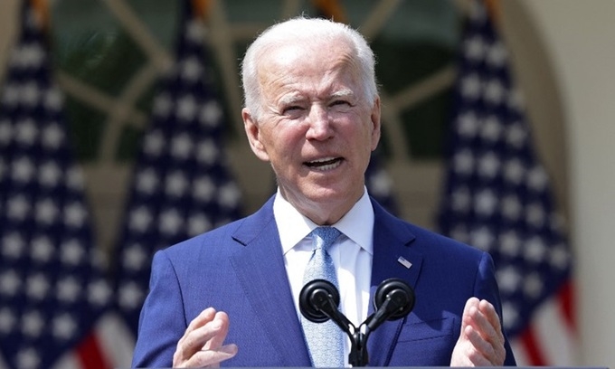 Biden công bố loạt biện pháp kiểm soát súng đạn