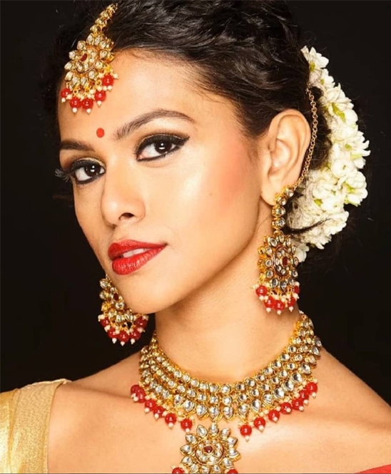 Hoa hậu Hoàn vũ Ấn Độ mắc Covid-19