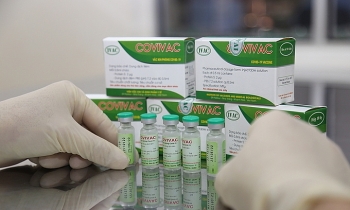 Bắt đầu tiêm thử nghiệm mũi hai vaccine Covivac