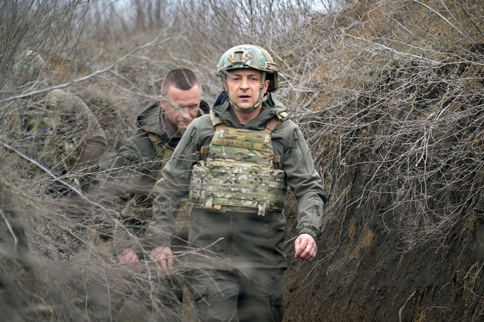Ukraine tuyên bố sẵn sàng chiến tranh với Nga