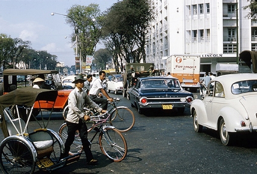 anh hiem cua dao dien my ve giao thong sai gon nam 1965