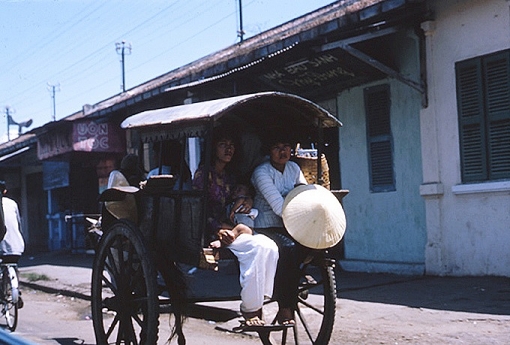 anh hiem cua dao dien my ve giao thong sai gon nam 1965