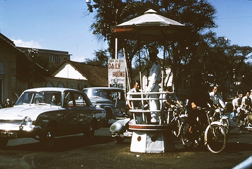 anh hiem cua dao dien my ve giao thong sai gon nam 1965