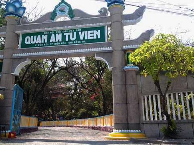 nhung huyen bi quanh tuong ong phat den o quan am tu vien bien hoa