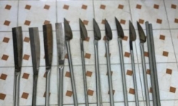 Tuyên Quang: Bắt giữ 2 đối tượng tàng trữ, vận chuyển vũ khí nóng