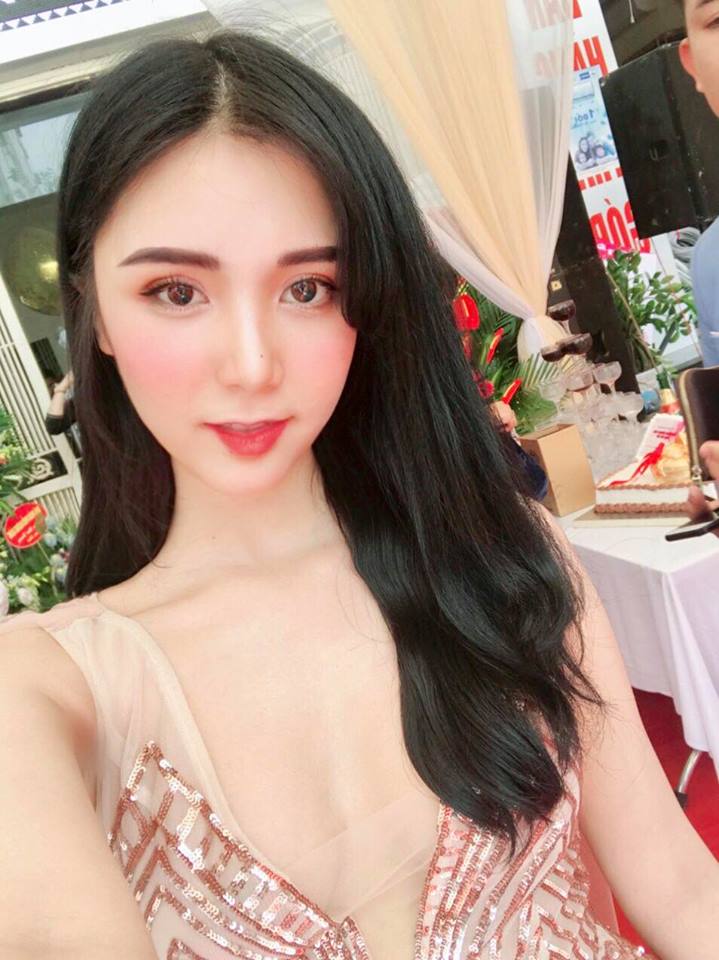 thanh bi khoe nguc khung khi canh giuong chieu nguoi phan xu tien truyen he lo