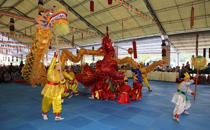 le mung phat dan tai dai bao thap mandala tay thien