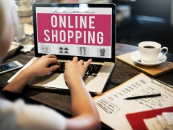 Công an mua bán online trong giờ làm việc có thể bị kỷ luật