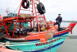 Malaysia bắt 29 ngư dân cùng hai tàu cá Việt Nam