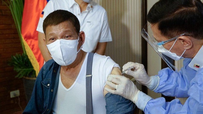 Tổng thống Philippines muốn trả lại Trung Quốc vaccine của Sinopharm ảnh 1