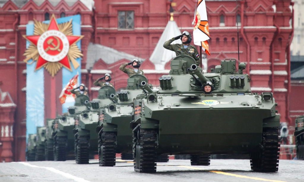 Quân đội Nga phô diễn uy lực trong Duyệt binh Chiến thắng