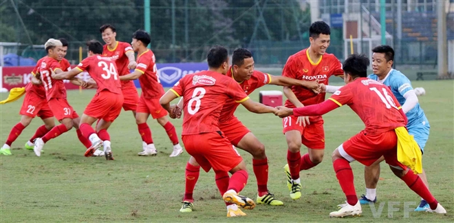 Ứng cử viên thay Hùng Dũng chấn thương, HLV Park Hang Seo thêm đau đầu - 6