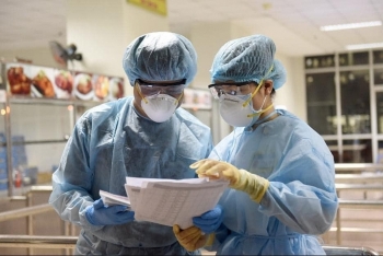 Học sinh nghi mắc COVID-19 ở Hà Nội từng đến quán bia, gặp gỡ nhiều người
