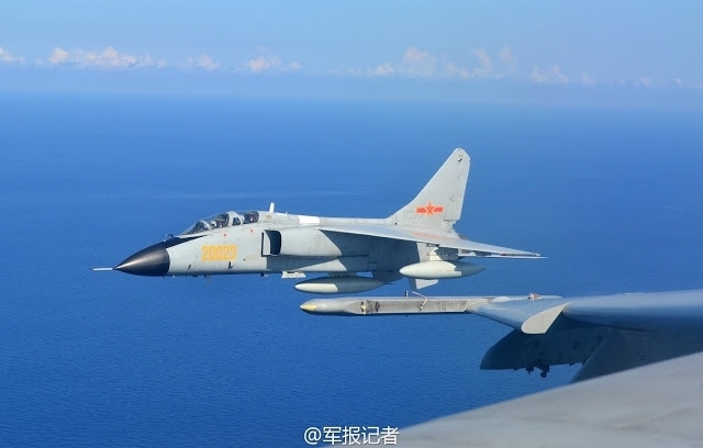 Trung Quốc rầm rộ tập trận bắn đạn thật trên Biển Đông, Việt Nam lên tiếng - 1