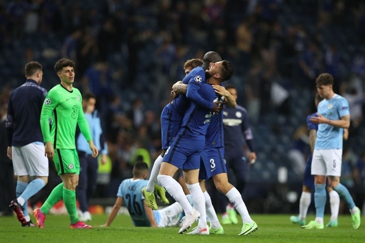 Ảnh: Chelsea vô địch Champions League sau 9 năm chờ đợi  - 1