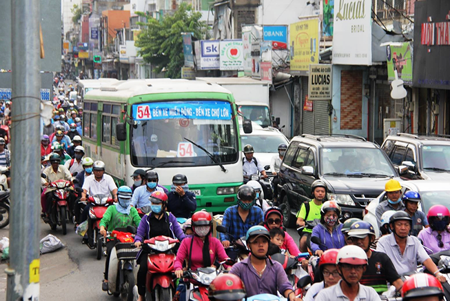 tphcm lien tuc lo tien ty tuyen xe buyt qua hang loat benh vien sap bi khai tu