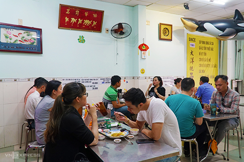 quan mi vit tiem gan 40 nam o sai gon