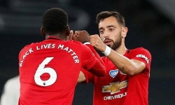 bruno fernandes ghi ban man united hoa tottenham tren san khach