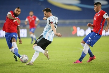 Messi không cứu nổi Argentina