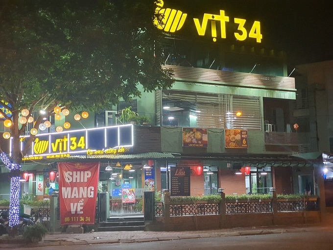 Mừng, lo của người kinh doanh khi Hà Nội mở lại dịch vụ Mừng, lo của người kinh doanh khi Hà Nội mở lại dịch vụ